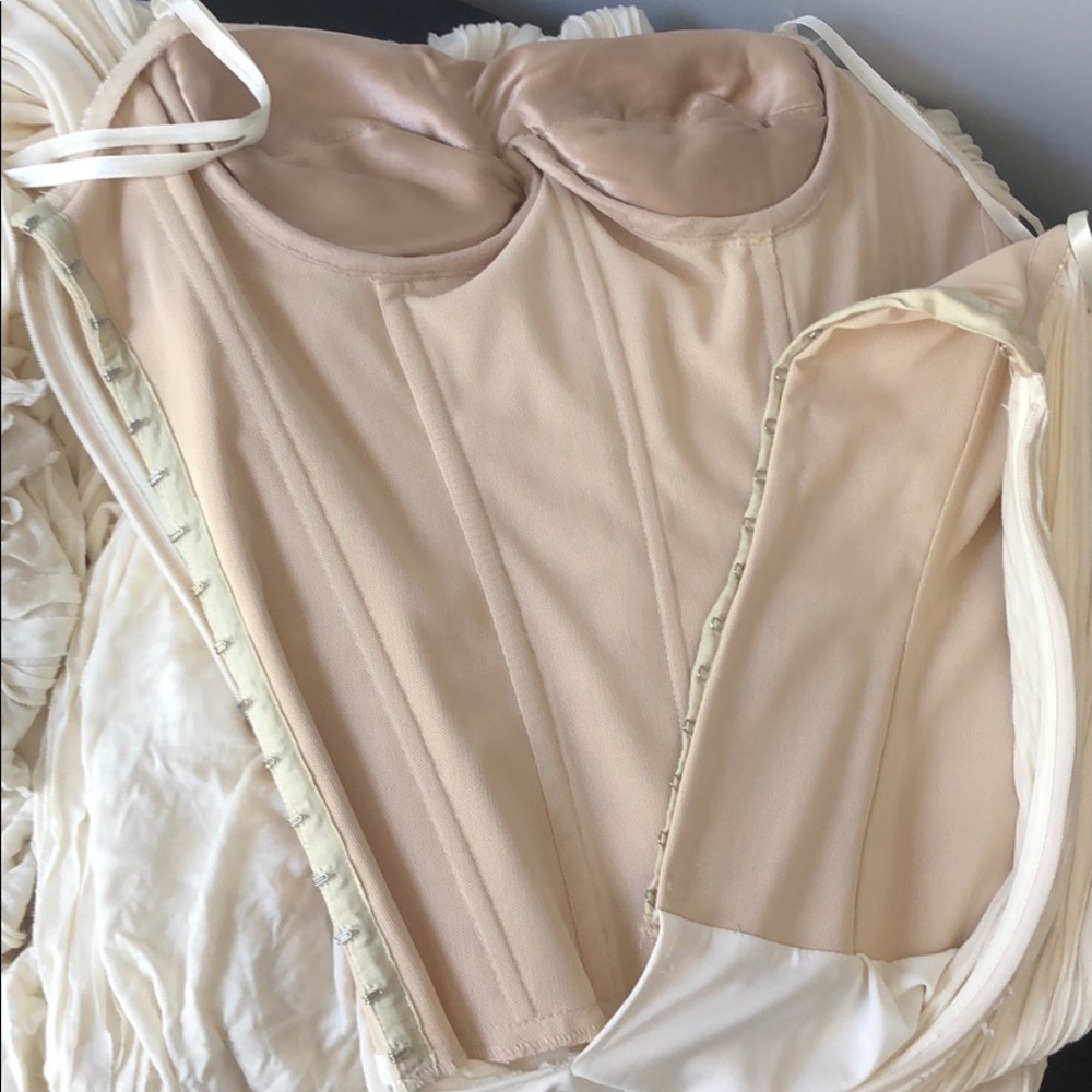 MaxAzria strapless gown sz XXS brand new - Picture 5 of 6